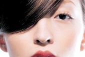 《嘴角的甜》(谭松韵演唱)的文本歌词及LRC歌词