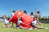 《快乐晒一晒》(屈尚廷演唱)的文本歌词及LRC歌词