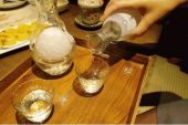 《因为我们在一起》(王一博演唱)的文本歌词及LRC歌词
