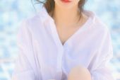 《青春太耀眼》(杨沛铮演唱)的文本歌词及LRC歌词
