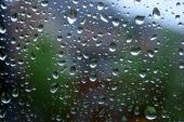 《雨滴》(胡雯,丁于演唱)的文本歌词及LRC歌词