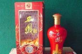 《西风》(阿鲁阿卓演唱)的文本歌词及LRC歌词