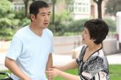 《我不是你的爱人吗》(黄雪新演唱)的文本歌词及LRC歌词