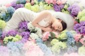 《花样爱情》(冷漠,杨小曼演唱)的文本歌词及LRC歌词