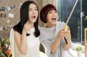 《闺蜜蜜》(阿雅&谢娜演唱)的文本歌词及LRC歌词