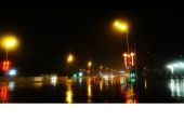 《夜雨临城》(枫宸演唱)的文本歌词及LRC歌词