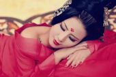 《失眠的睡美人》(杨丞琳演唱)的文本歌词及LRC歌词