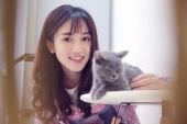 《心动女生》(杨罡演唱)的文本歌词及LRC歌词