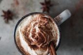 《chocolat chaud》(中川翔子演唱)的文本歌词及LRC歌词