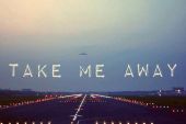 《Take Me Away》(旅行团演唱)的文本歌词及LRC歌词