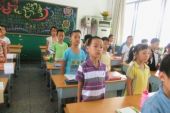 《一年级小学生》(小蓓蕾组合演唱)的文本歌词及LRC歌词