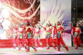 《风筝(对唱版)》(祁隆、任妙音演唱)的文本歌词及LRC歌词