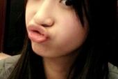 《听谎》(王馨平演唱)的文本歌词及LRC歌词