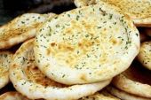 《我们家的饼饼》(侯吉祥演唱)的文本歌词及LRC歌词