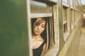 《伤感列车》(童安格演唱)的文本歌词及LRC歌词