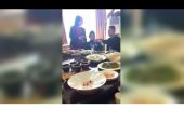 《朋友像杯酒》(白雪,火雅演唱)的文本歌词及LRC歌词