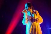 《情人流浪记(Live)》(张韶涵演唱)的文本歌词及LRC歌词