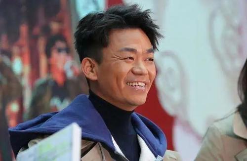 《要嫁就嫁王宝强》LRC歌词 《要嫁就嫁王宝强》(干露露)歌词555uuu下载