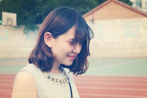 《你曾爱过的女孩》LRC歌词 《你曾爱过的女孩》(贺敬轩)歌词555uuu下载