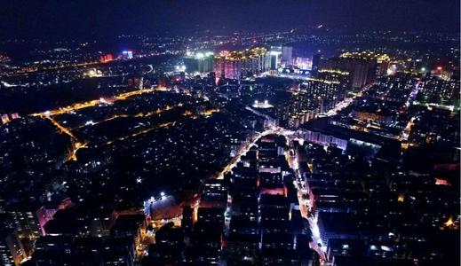 《失去爱的城市(最新版)》LRC歌词 《失去爱的城市(最新版)》(李乐乐)歌词555uuu下载