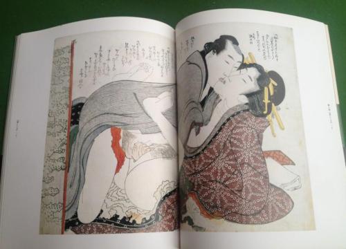 《春画》LRC歌词 《春画》(SING女团)歌词555uuu下载