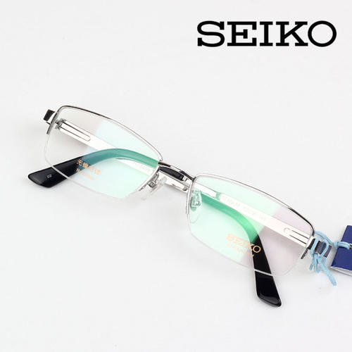 《Glasses -ココロのメガネ-》LRC歌词 《Glasses -ココロのメガネ-》(Brand,New,Vibe)歌词555uuu下载