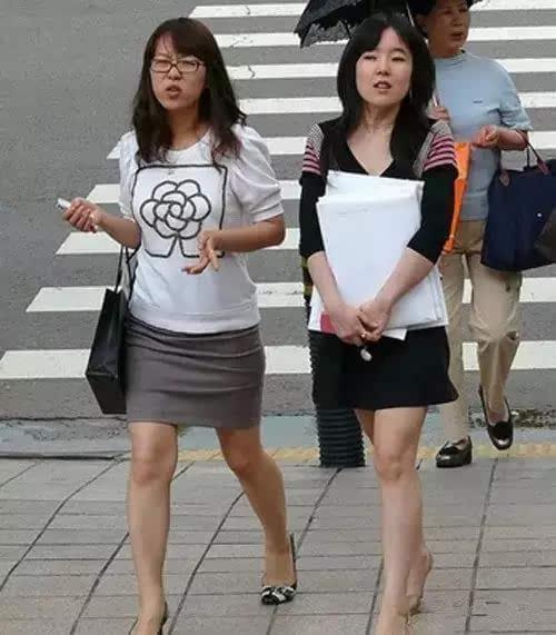 《剩女》LRC歌词 《剩女》(庄心妍)歌词555uuu下载