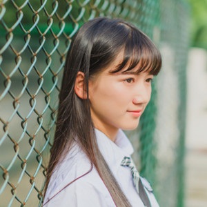 《谁是爱情里的主角》LRC歌词 《谁是爱情里的主角》(蓝,雨)歌词555uuu下载