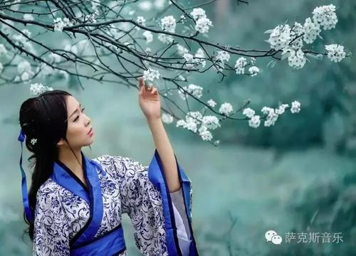 《红尘痴心》LRC歌词 《红尘痴心》(李海强)歌词555uuu下载