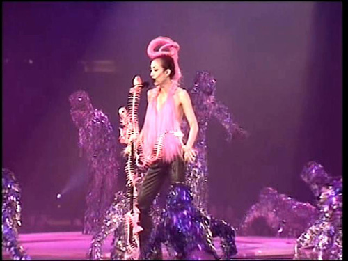 《千年之恋(Live)》LRC歌词 《千年之恋(Live)》(丁当)歌词555uuu下载