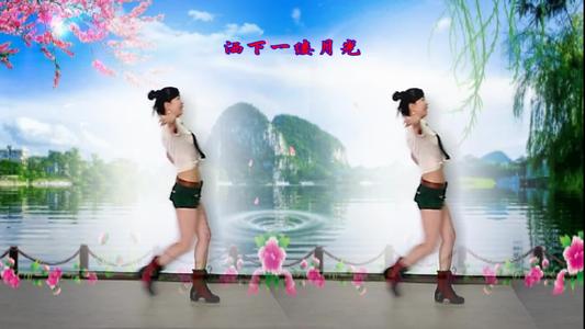 《情歌飞扬》LRC歌词 《情歌飞扬》(苏勒亚其其格)歌词555uuu下载