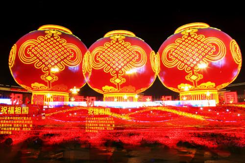 《祝福祖国》LRC歌词 《祝福祖国》(黑鸭子合唱组)歌词555uuu下载