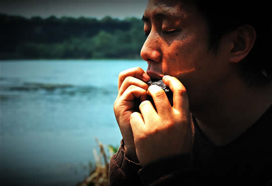 《如果水倒流》LRC歌词 《如果水倒流》(林读新)歌词555uuu下载