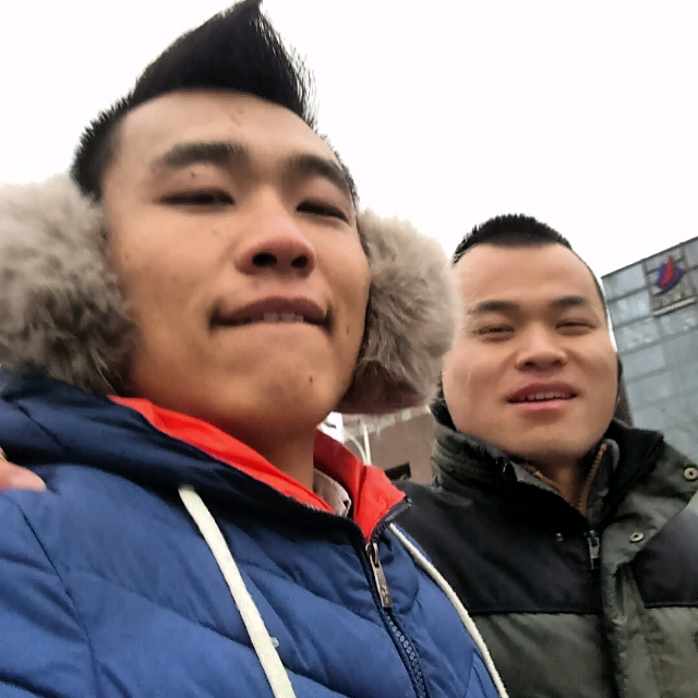 《留不住你的人》LRC歌词 《留不住你的人》(邱永传&罗长华)歌词555uuu下载