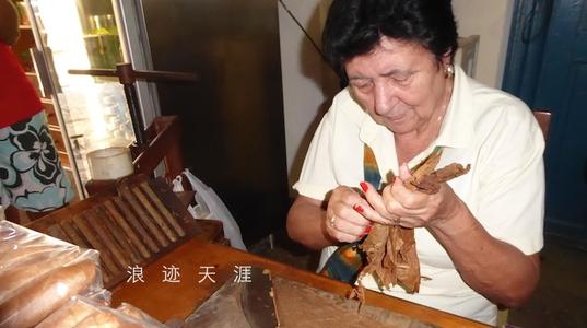 《头雪》LRC歌词 《头雪》(陈雷)歌词555uuu下载