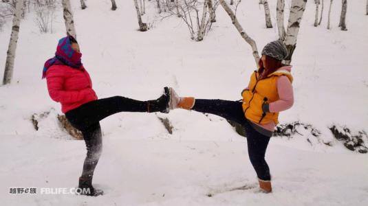 《快让我在雪地里撒点儿野》(李荣浩)歌词555uuu下载