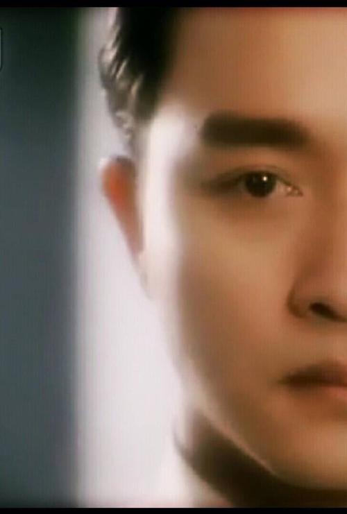 《哥哥》LRC歌词 《哥哥》(常石磊)歌词555uuu下载