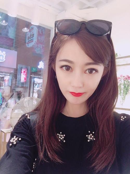 《三十岁的女人》LRC歌词 《三十岁的女人》(谭维维)歌词555uuu下载