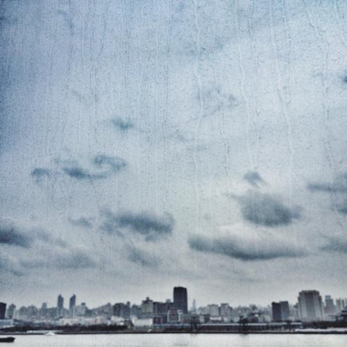 《风雨同行》LRC歌词 《风雨同行》(韩磊)歌词555uuu下载