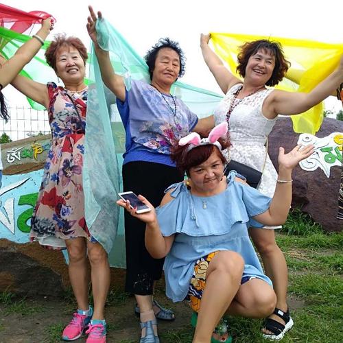 《快乐百分百》LRC歌词 《快乐百分百》(朱瑞欣)歌词555uuu下载