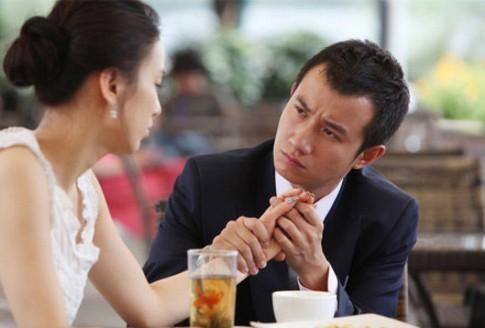 《谁最爱你》LRC歌词 《谁最爱你》(李克勤)歌词555uuu下载