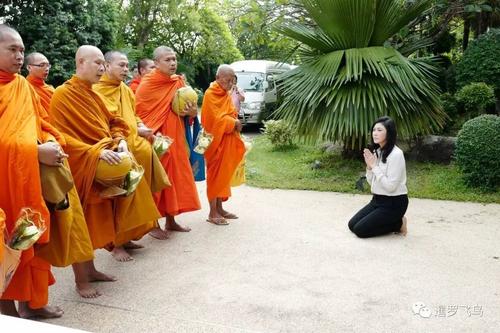 《唐僧》LRC歌词 《唐僧》(米儿)歌词555uuu下载