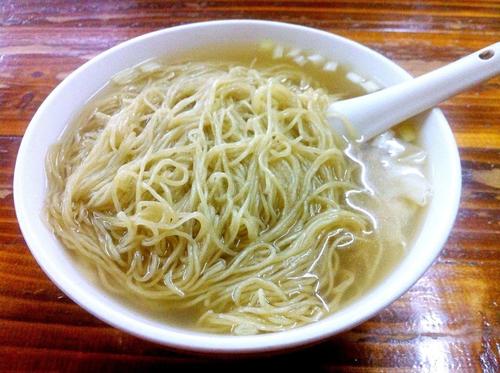 《爱的真实面》LRC歌词 《爱的真实面》(潘辰)歌词555uuu下载