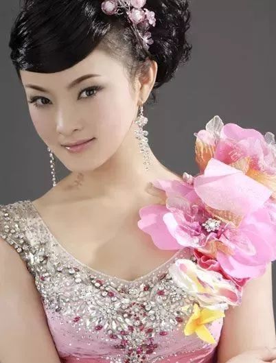 《唱开花儿等你来》LRC歌词 《唱开花儿等你来》(程尚霖&李晶晶)歌词555uuu下载