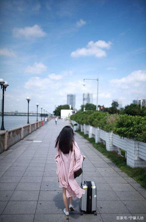 《分手以后不做朋友》LRC歌词 《分手以后不做朋友》(吴宏彬)歌词555uuu下载