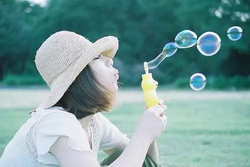 《放不下的感情》LRC歌词 《放不下的感情》(崔志坚)歌词555uuu下载