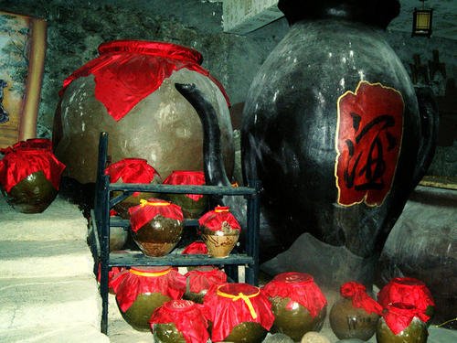 《中国酒事》LRC歌词 《中国酒事》(秋裤大叔)歌词555uuu下载