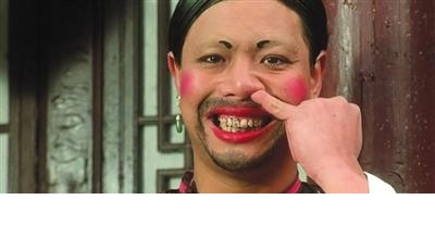 《依然如花》LRC歌词 《依然如花》(何辉)歌词555uuu下载