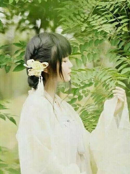 《最相爱的朋友》LRC歌词 《最相爱的朋友》(马栗)歌词555uuu下载