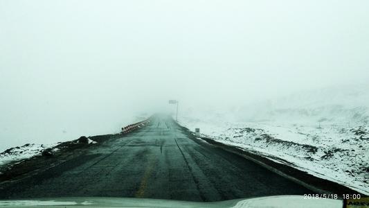 《雪停了再走》LRC歌词 《雪停了再走》(倪尔萍)歌词555uuu下载